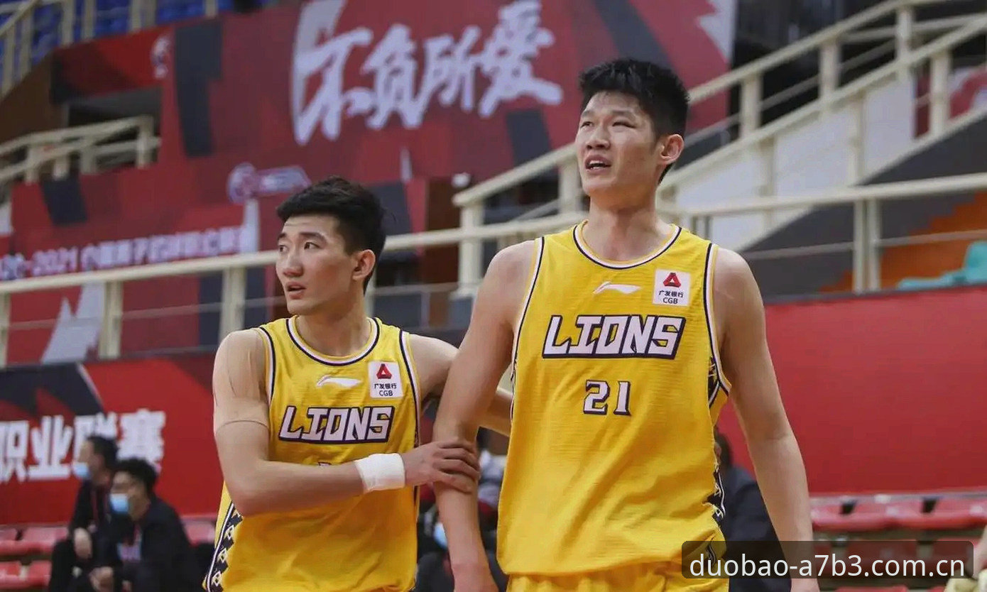 2026年5月22日CBA季后赛G4最新动态：上海男篮替补深度与轮换策略成关键变量